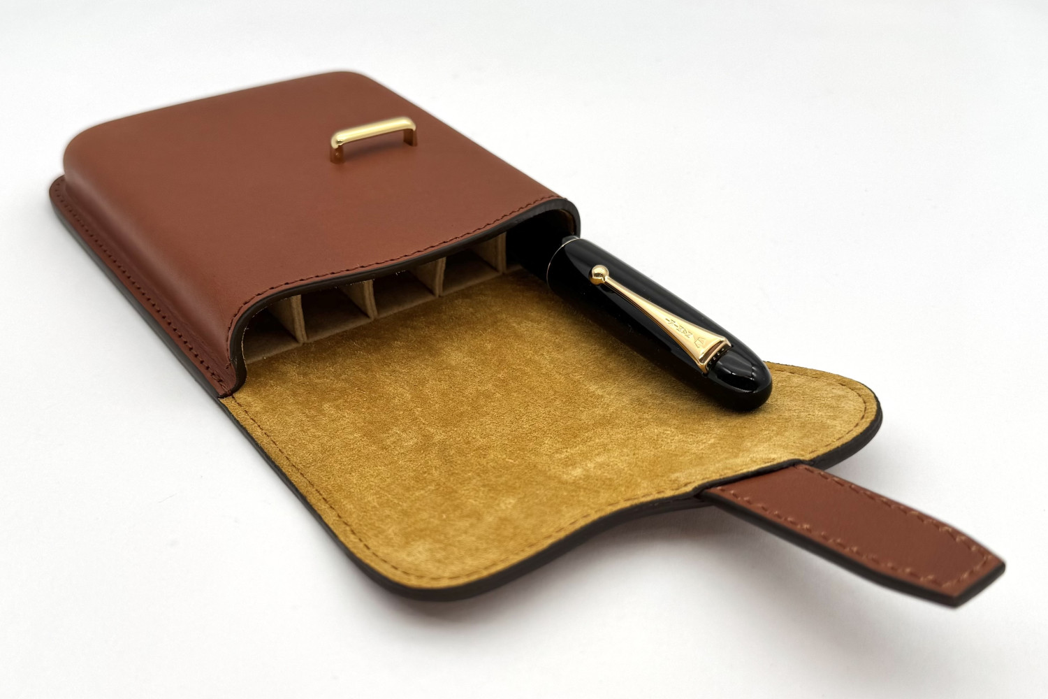 PILOTxSOMÈSLESaddleDesignSeriesBrown5PenCase_H
